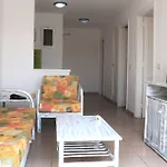 Caleta Garden 아파트호텔 2*