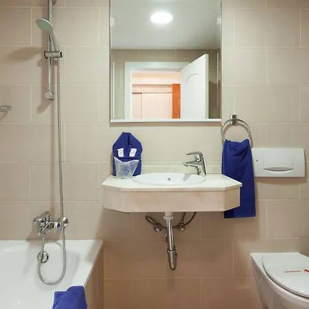 Caleta Garden 2* 칼레타데푸스테