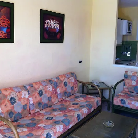 Caleta Garden 2* 칼레타데푸스테