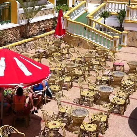 Caleta Garden 칼레타데푸스테