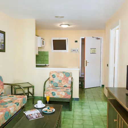 Caleta Garden 科斯塔卡莱塔