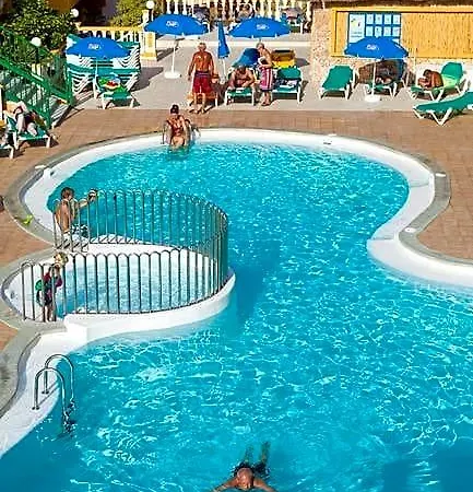 Aparthotel Caleta Garden 2*