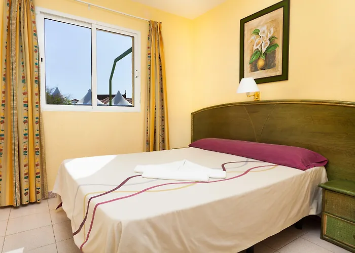 Caleta Garden Aparthotel