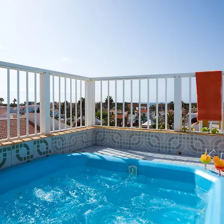 Appart hôtel Caleta Garden