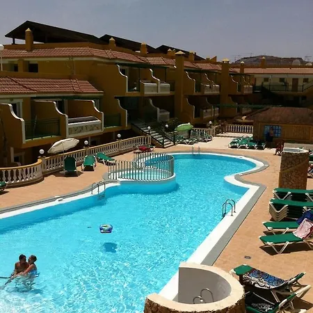 Caleta Garden Appart hôtel 2*