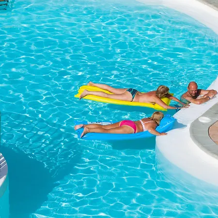 Appart hôtel Caleta Garden 2*