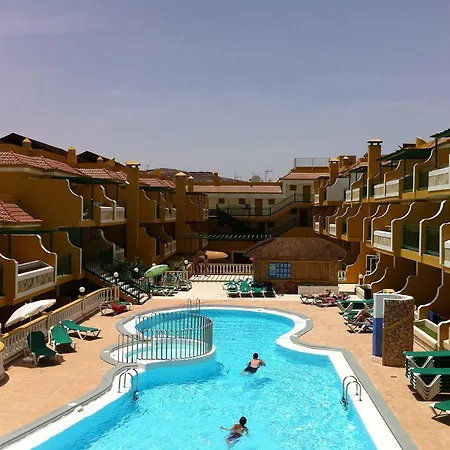 Caleta Garden Appart hôtel 2*